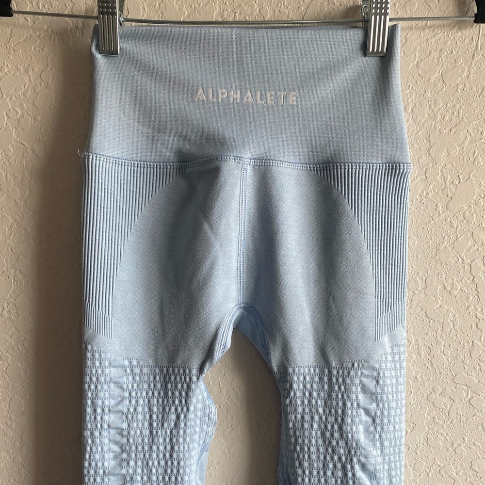 Alphalete Halo Leggings in Baby Blue ~ Size Small - Picture 7 of 9